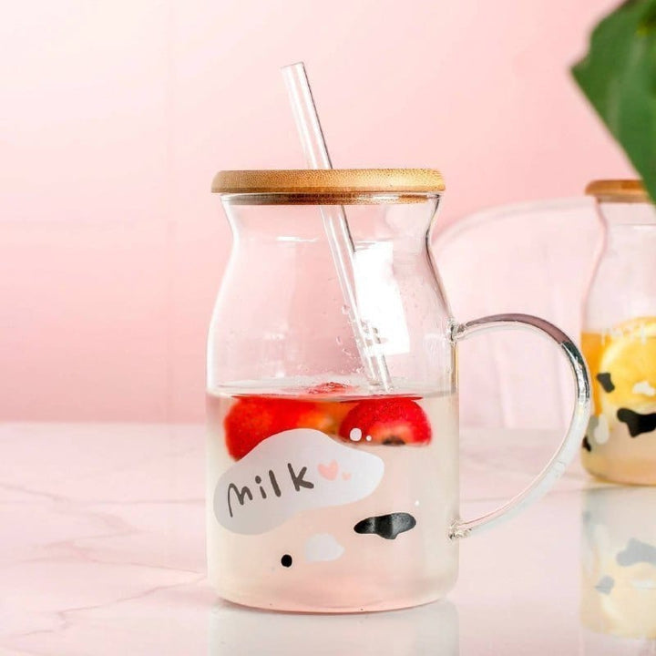 🥛 مج Milk بغطاء خشب وشاليموه – زجاج بايركس حراري سعة 500 مل