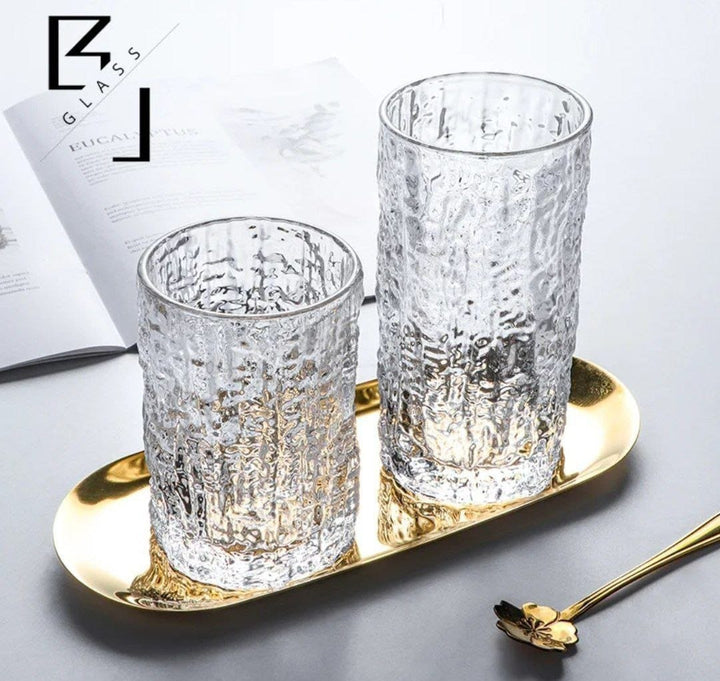 🥃 كوب زجاج منقَرِش – تصميم أنيق للمشروبات الباردة والساخنة