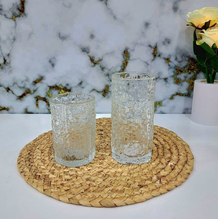 🥃 كوب زجاج منقَرِش – تصميم أنيق للمشروبات الباردة والساخنة