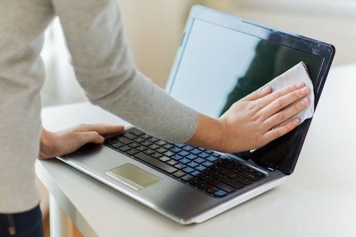 سبراي فوم للتنظيف الجاف – متعدد الاستخدامات مع فرشة مدمجة | سعة 650 مل ❌🧼