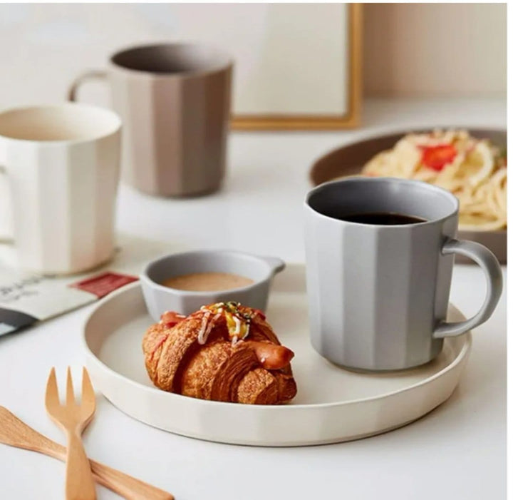 كوليكشن مجات بورسلين مستوردة – طراز IKEA | أشكال وألوان متنوعة بجودة عالية ☕💫
